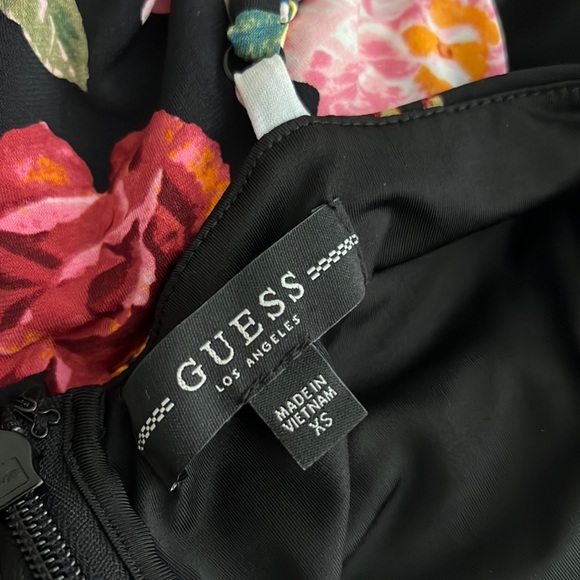 GUESS Black Floral Jumpsuit XS - Picture 2 of 7